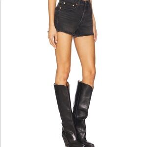 NWT Levi’s 501 Original Denim Cutoff - Washed Black - Size 27